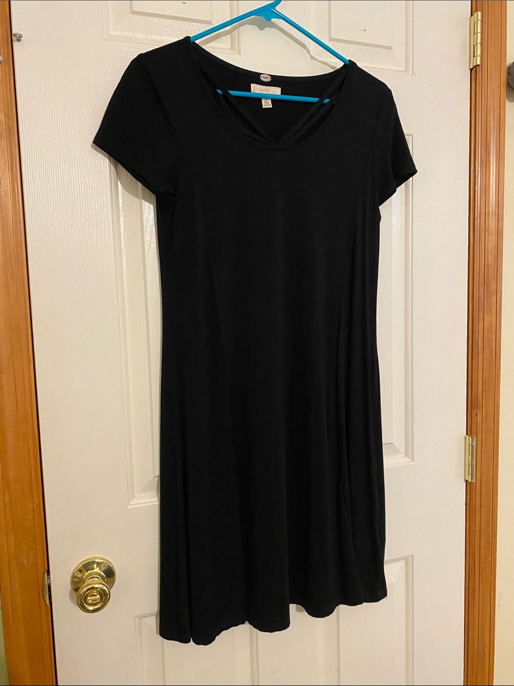 Cupio Black V-Neck Short-Sleeve Midi Dress